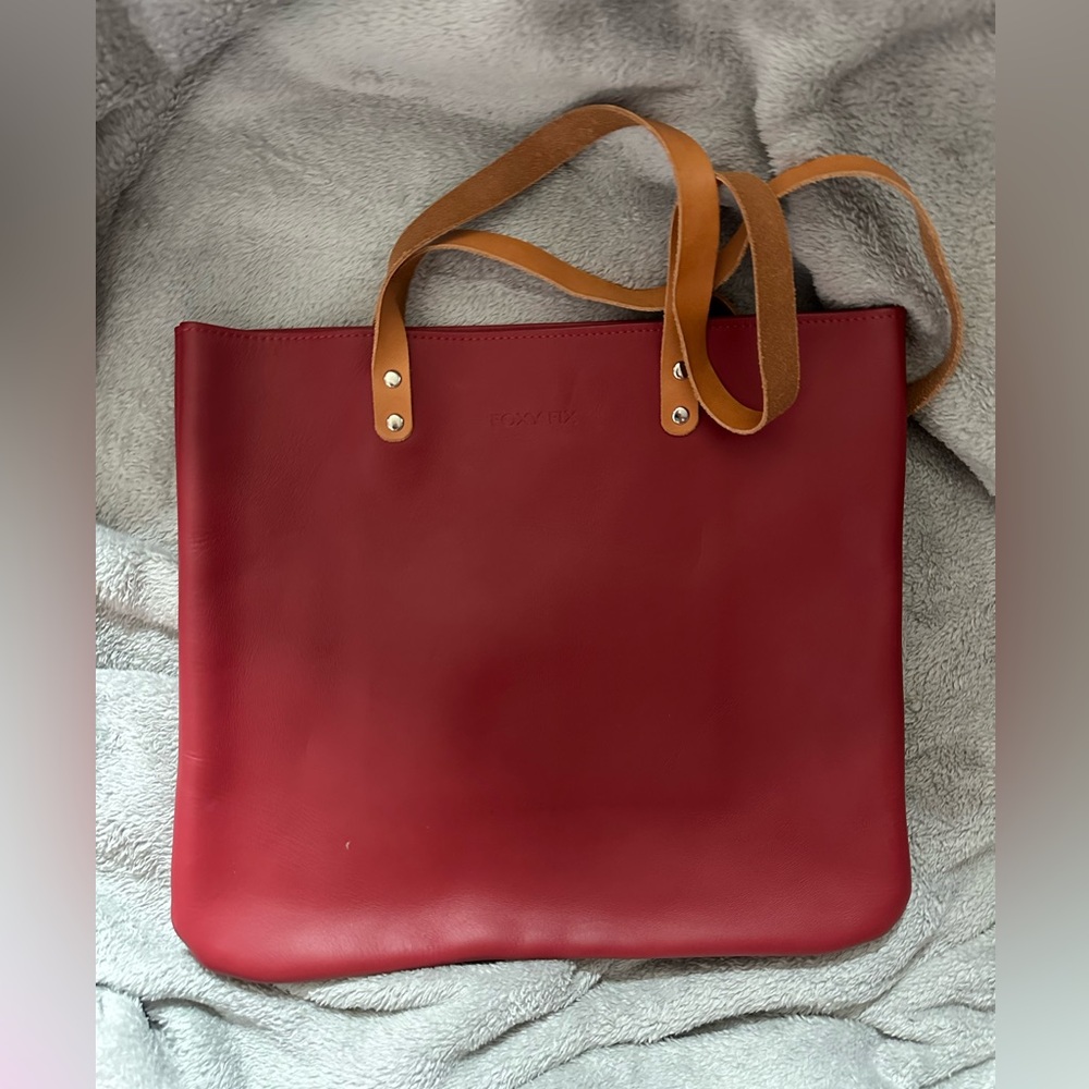 Foxy Fix Leather Tote
